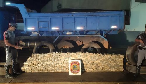 Fiscalização policial apreende quase 313 kg de maconha que estavam dentro de pneus de caminhão