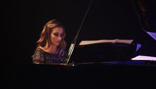 Convites para a apresentação O Ilusionista e a pianista podem ser retirados na Biblioteca Municipal