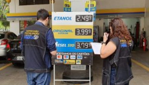 Estado de SP determina força-tarefa para fiscalizar preços de combustíveis