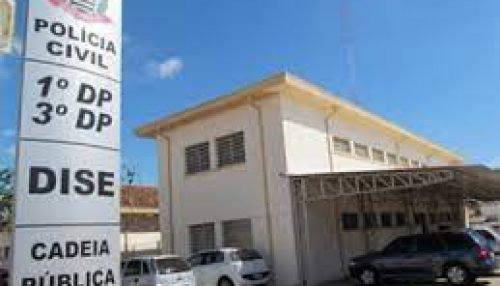 Condutor embriagado é preso após ser pego em marcha ré na SP-294