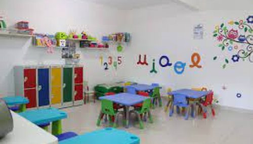 Reconhecido direito de auxiliar de desenvolvimento infantil de Valparaíso de dedicar 1/3 da jornada para atividades extraclasse