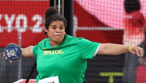 Izabela Rodrigues ultrapassa os 60m pela 11ª vez na temporada e faz nova conquista internacional