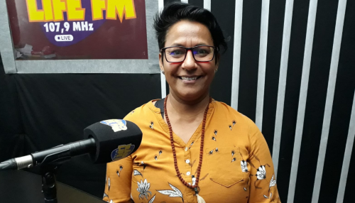 Projeto voluntário leva aulas de Yoga para bairros de Adamantina