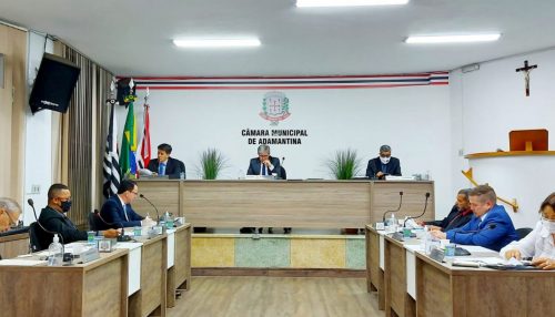 Vereadores pedem nova reestruturação ou adequação na carreira de oito cargos municipais