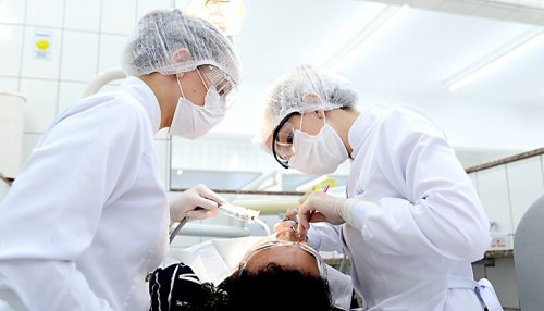Odontologia da UniFAI: avaliação integral do paciente