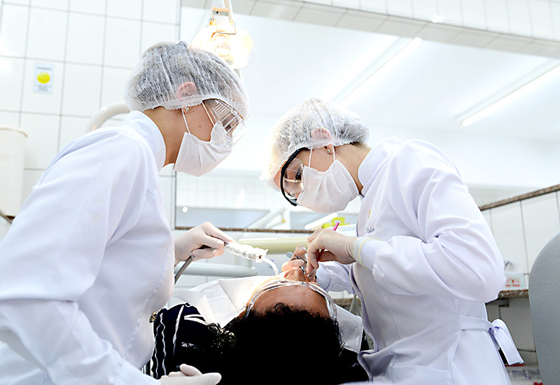 Odontologia da UniFAI: avaliação integral do paciente