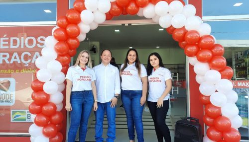 Reginaldo Montoz, volta à Adamantina e inaugura a 5° Drogaria D.MAXX