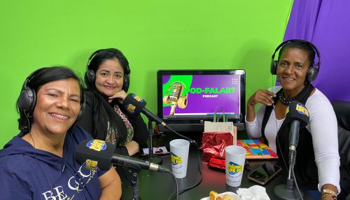 Mulher Chique” dá aula de autoestima no terceiro episódio do podcast POD-FALAR?