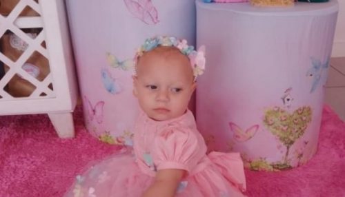 Campanha arrecada fundos para ajudar criança diagnosticada com câncer no olho