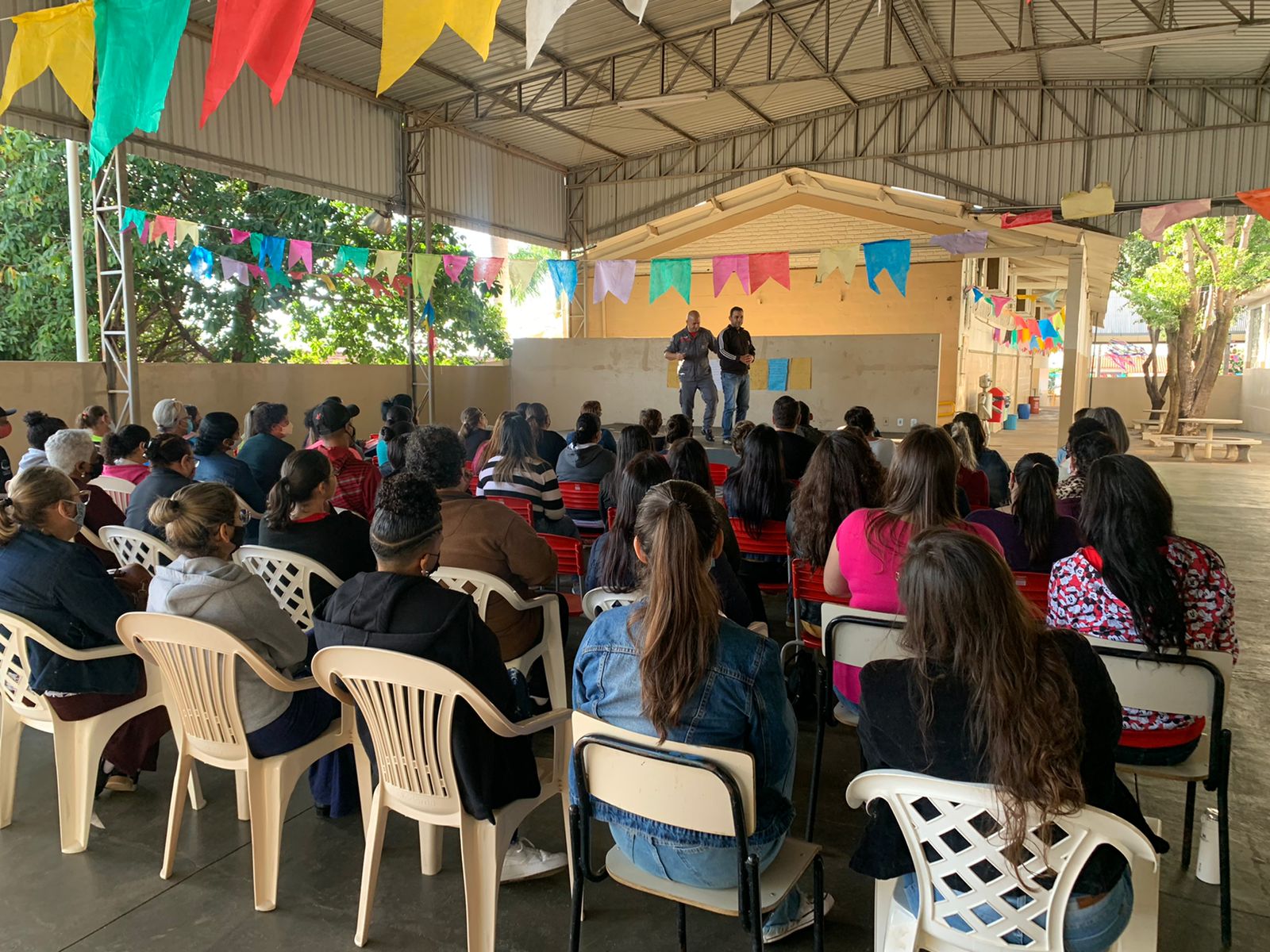 Secretaria de Educação de Adamantina treina profissionais com técnicas de primeiros socorros