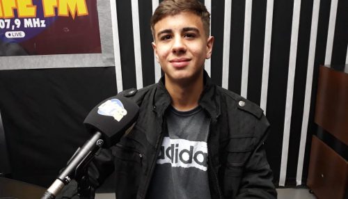 Trajetória de jovem escritor adamantinense é destaque no Jornal do Meio-Dia, da Life FM.