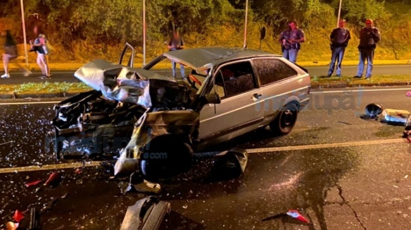 Motorista na contramão mata motociclista e fere passageiro em Tupã; condutora do carro foi presa