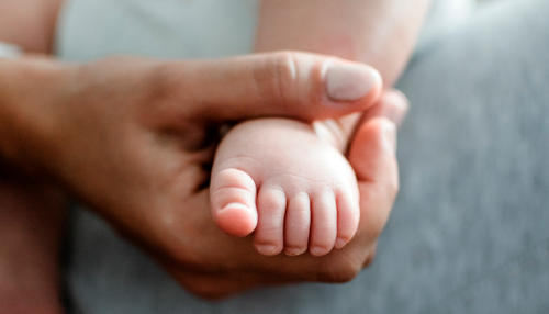 Ministério da Saúde divulga orientações para profissionais da saúde, gestantes, lactantes e puérperas sobre a varíola dos macacos