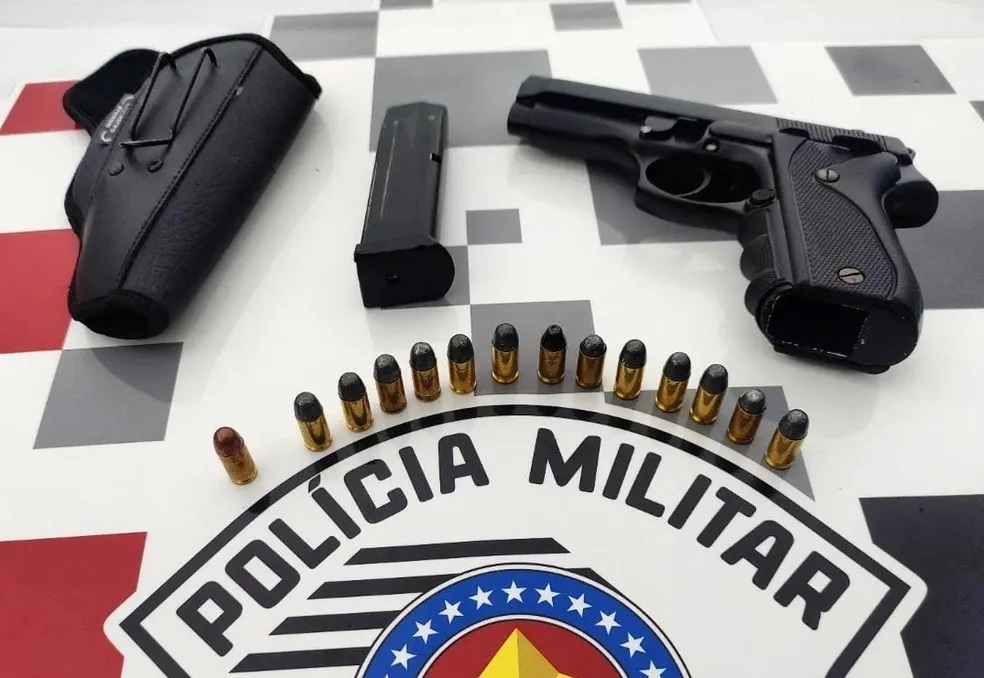 Dono de estabelecimento comercial é preso por posse ilegal de arma de fogo, em Osvaldo Cruz