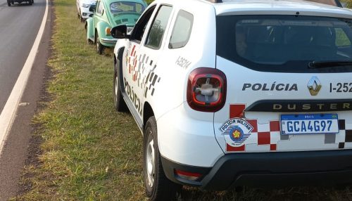 Homem é preso na SP-294  em Adamantina, na altura do trevo da Lagoa Seca com fusca furtado