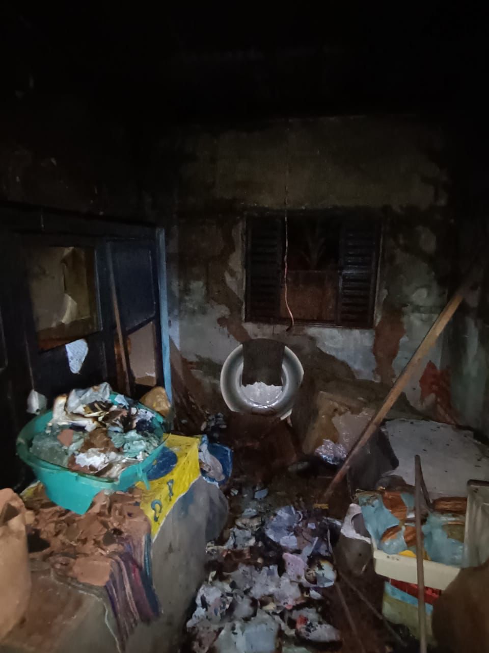 Mesmo com o sacrifício da própria vida: Policiais  Militares em Adamantina, salvam idosa em incêndio a residência