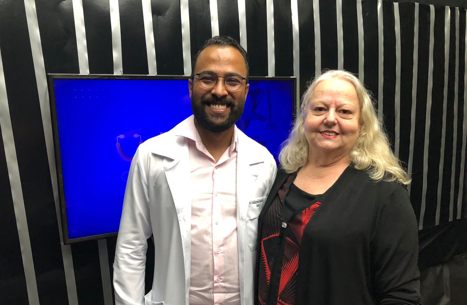 Maria Cristina Dias fala sobre o trabalho do CVV (Centro de Valorização da Vida) no apoio emocional e prevenção do suicídio