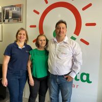 Photo_4965661615508794329_y