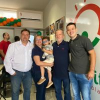 Photo_4965661615508794339_y