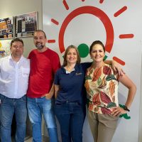 Photo_4965661615508794345_y