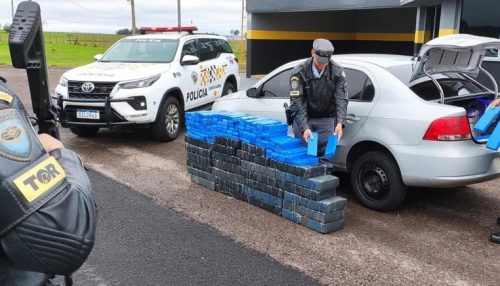 Com quase 400kg de maconha, casal é preso por tráfico de drogas na Rodovia Jorge Bassil Dower em Rancharia