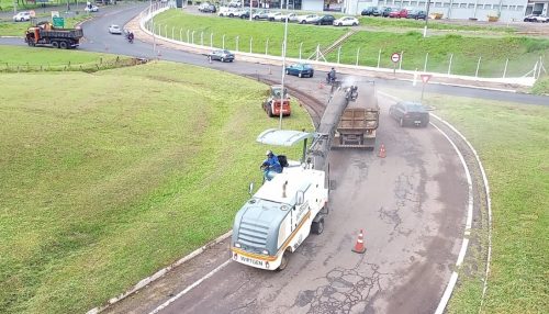 Trevo de Adamantina passa por obras de recuperação de pavimento e acesso pela SP-294 é interditado