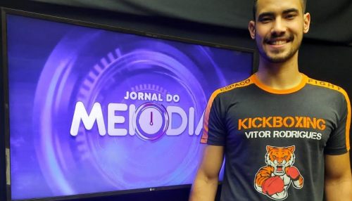 Professor de Kickboxing  , Vitor Rodrigues  leva alunos para competir na Copa Spartans e traz títulos para Adamantina