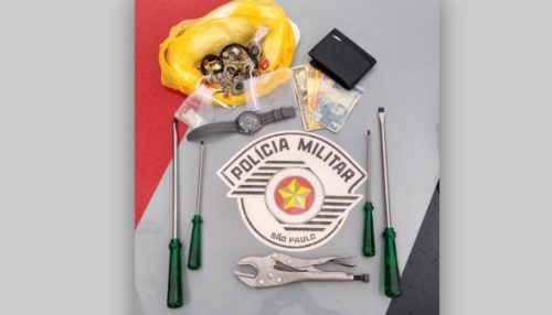 Homem é preso por furto a residência em Adamantina; PM abordou o suspeito quando saía do imóvel