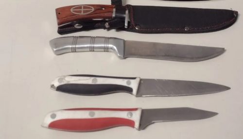 Após render vítima com faca, dois homens são presos por roubo de caminhonete em Flora Rica