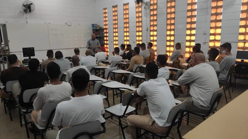 Segunda fase da Olimpíada Brasileira de Matemática tem participação de 180 detentos de 20 unidades prisionais do Oeste Paulista neste sábado