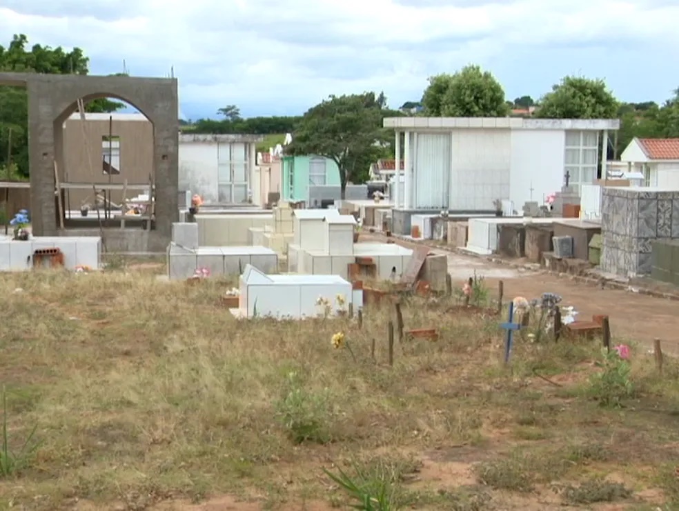Jovem morre após levar tiro no Cemitério Municipal de Tarabai