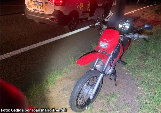 Uma pessoa sofre ferimentos em acidente no trecho Herculândia - Tupã, na SP-294