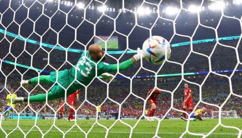 Com dois gols de Richarlison, Brasil vence Sérvia no primeiro jogo da caminhada rumo ao hexa