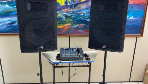 Unidades escolares de Adamantina recebem equipamentos de som