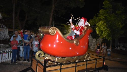 Papai Noel chega em Adamantina no domingo (11) em ampla programação no Parque dos Pioneiros