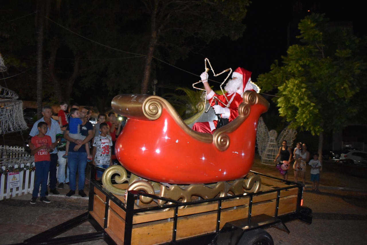 Papai Noel chega em Adamantina no domingo (11) em ampla programação no Parque dos Pioneiros