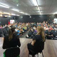 Público Alvo Do Evento Foram Educadores E Alunos Da Rede De Ensino De Adamantina
