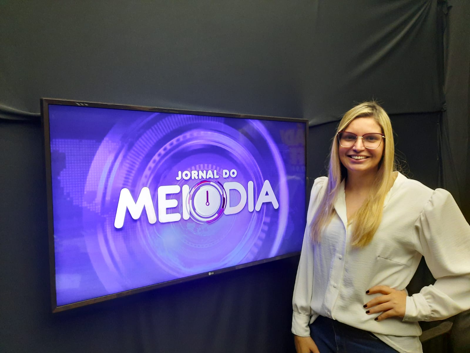 Como aproveitar as contratações de final de ano para recolocação profissional.