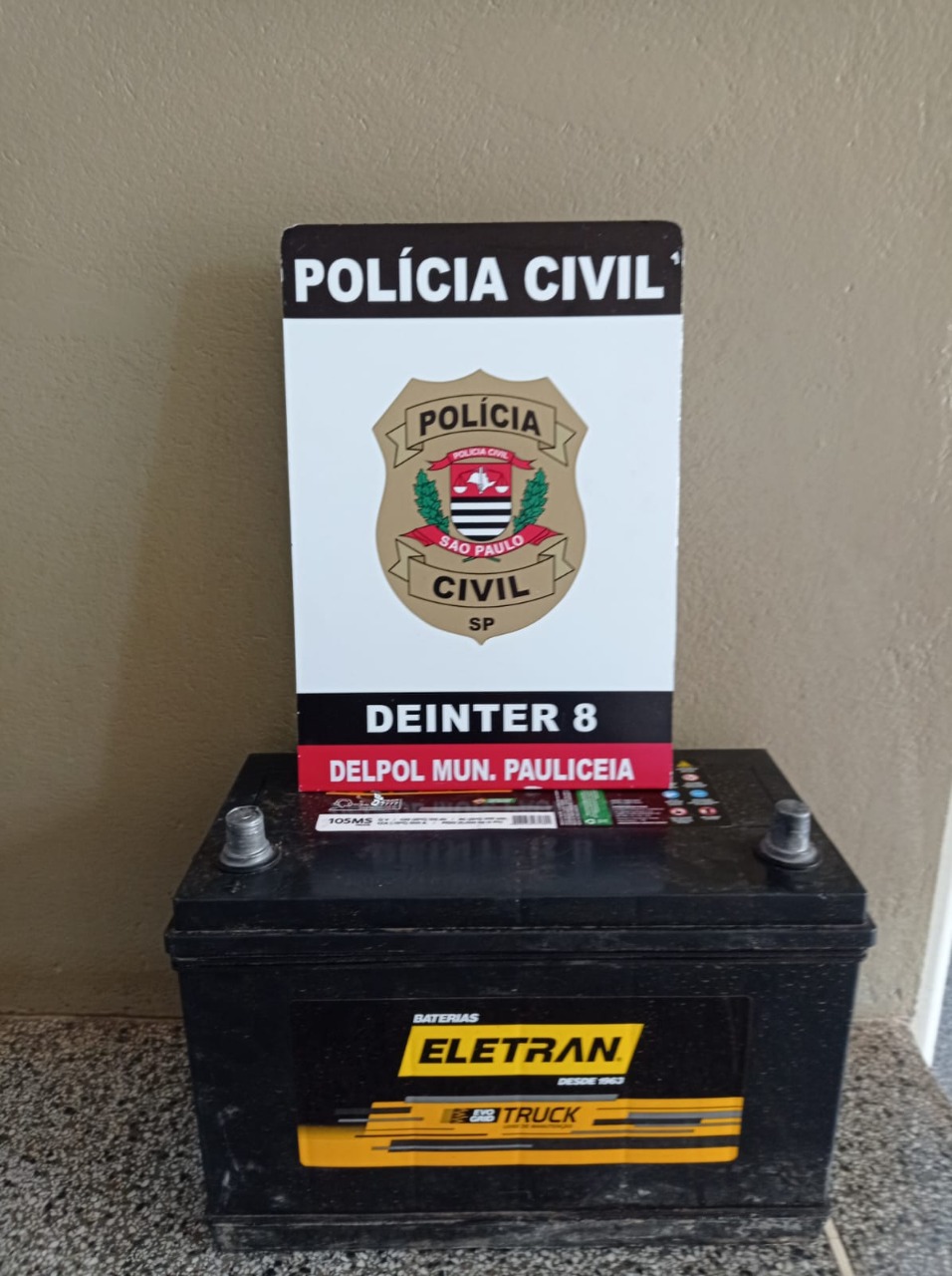 Polícia Civil recupera bateria furtada de trator em Paulicéia