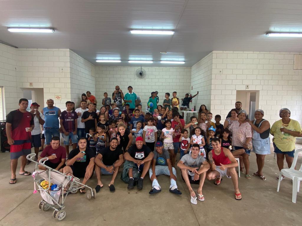 Família Borges, fez das dificuldades do passado a motivação para realizar festa de fim de ano para crianças