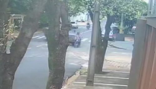 Acidente entre moto e picape, deixa moradora de Adamantina gravemente ferida