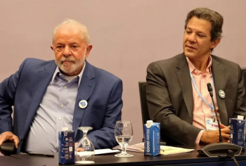 Lula decide voltar a cobrar imposto federal sobre combustível