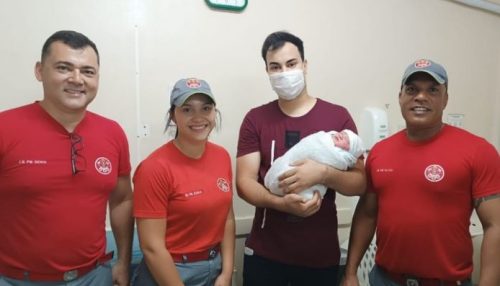Bombeiros de Osvaldo Cruz realizam parto dentro de residência