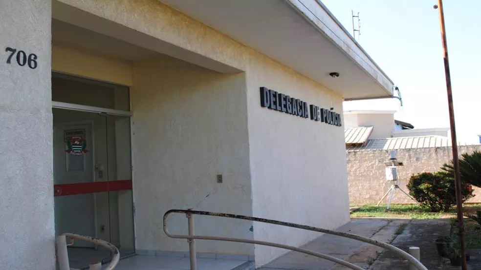 Polícia Civil investiga roubo de joias avaliadas em mais de R$ 1 milhão na Rodovia Assis Chateaubriand, em Parapuã