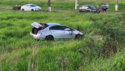 Homem fica ferida em capotamento na rodovia que liga Bastos a Iacri