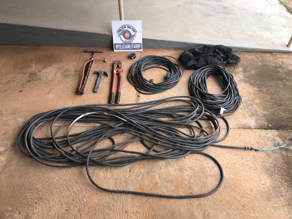 Polícia Militar prende homem acusado de furtar objetos em container de obra em Adamantina