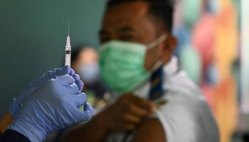 OMS decide manter nível máximo de alerta para pandemia de Covid