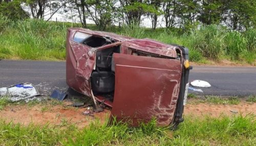 Idoso morador de Iacri morre em acidente de trânsito, capotamento de veículo