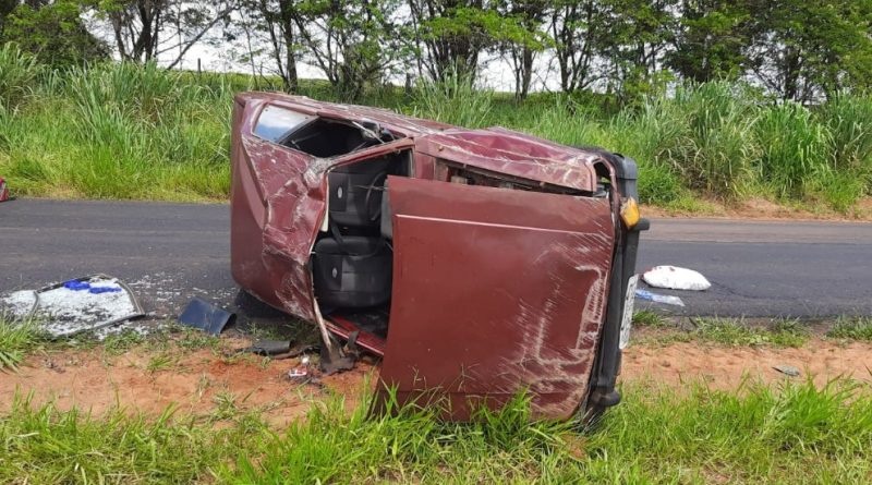 Idoso morador de Iacri morre em acidente de trânsito, capotamento de veículo