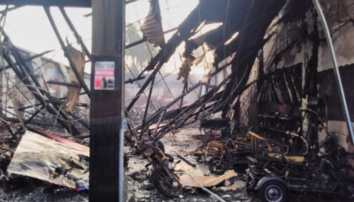 Incêndio destrói loja de motos no Centro, em Dracena